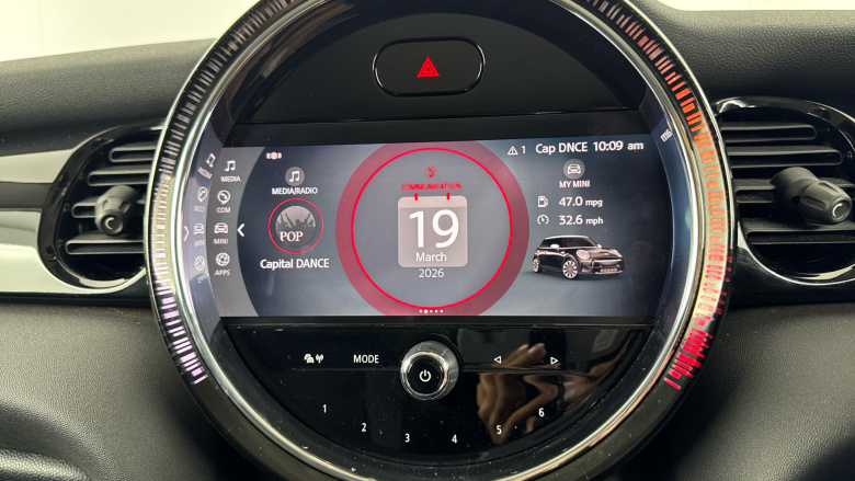 MINI Hatchback 1.5 Cooper Classic 3dr Petrol Hatchback